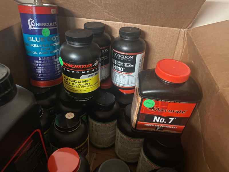 Rifle, shotgun and Pistol Powders  Pistol Primers