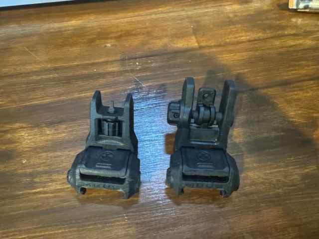 WTT/WTS Magpul MBUS 3 Front &amp; Rear Sights 