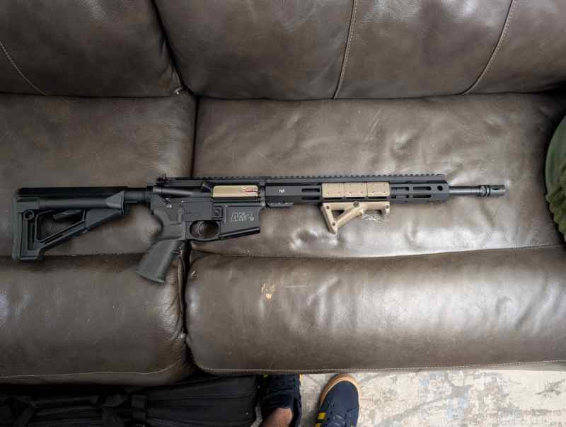 AR-15 