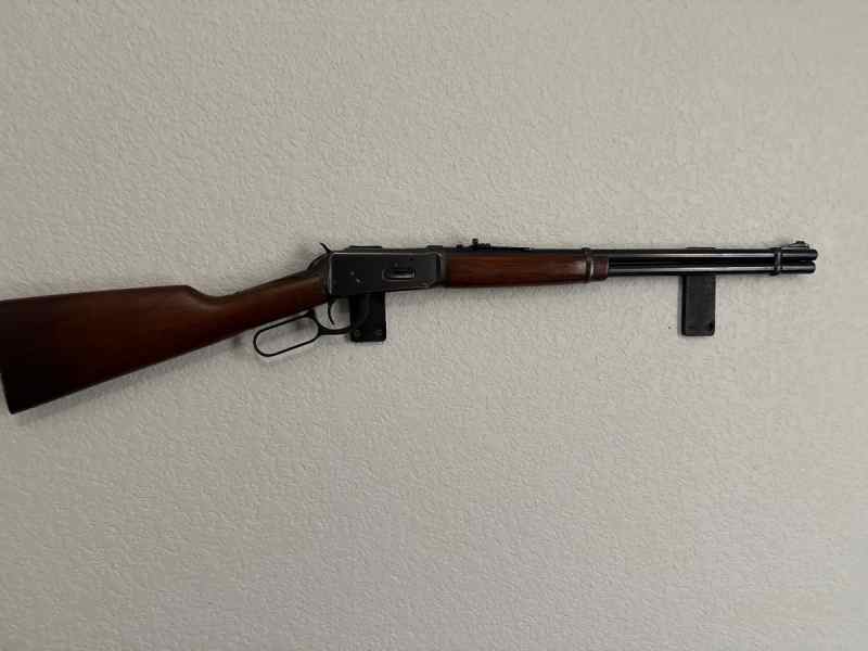 Pre 64 winchester model 94 lever action 30-30