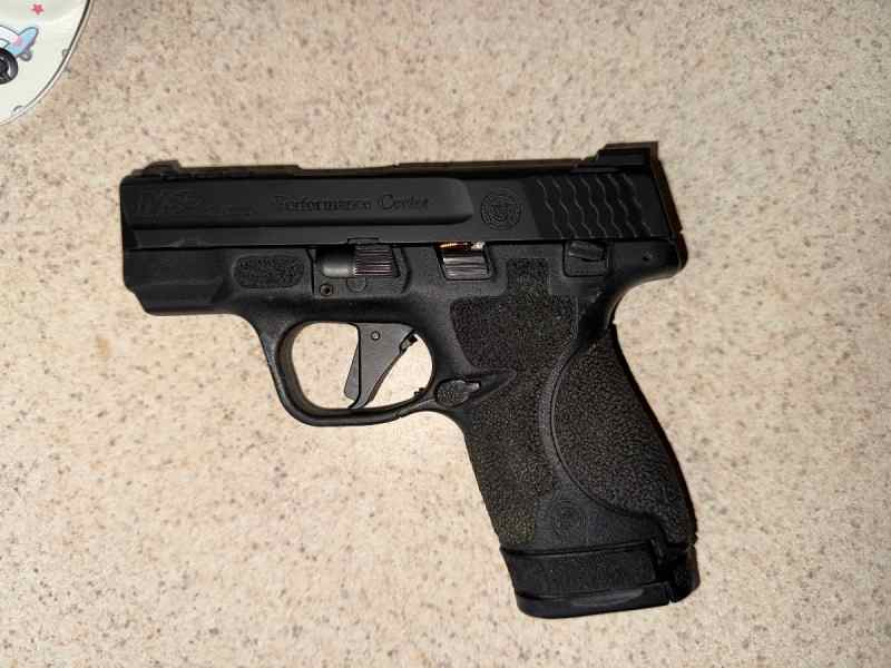 S&amp;W Shield Performance Center