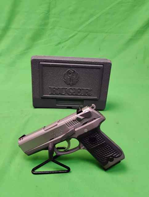 Ruger P93DC -9MM W/Original Case &amp; 2 Mags 