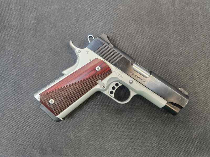 Used Kimber Ultra Carry II 45ACP 4 Magazines. Case