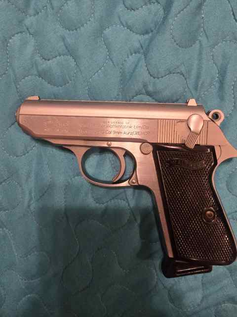Walther PPK 9mm kurz/.380 acp with AMMO