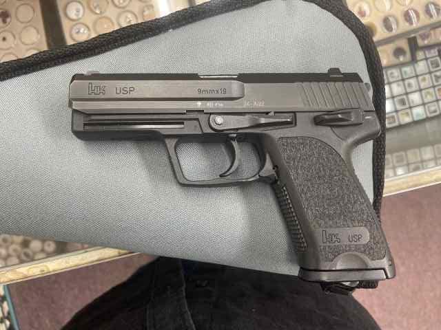 HK USP 9mm w/ Threaded Barrel
