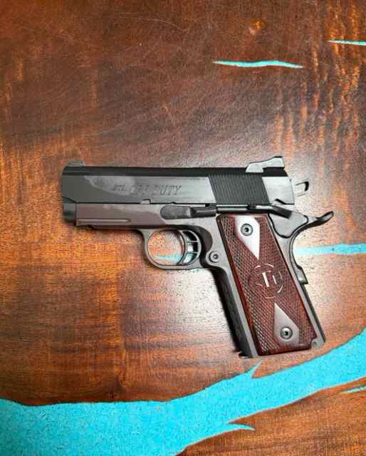 STI (Staccato) Off Duty Compact Carry 1911