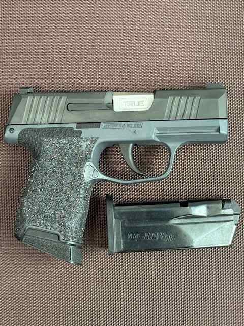Sig P365 1.jpeg