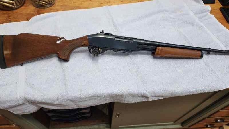 Remington Model 7600 slide-action rifle .35 Whelen
