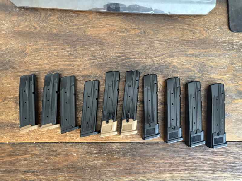 (PENDING SALE) Lot of 10 Sig P320 Magazines