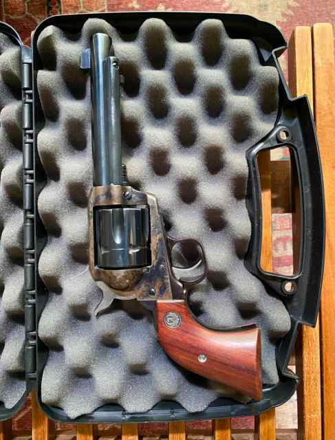 Ruger Vaquero with Ammo
