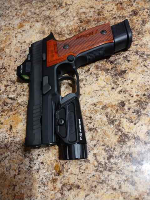 Sig ,p 320 custom works 