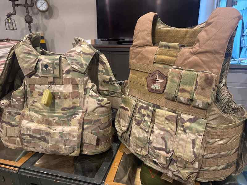 IOTV Body armor W/ sapi plates and TAG body armor