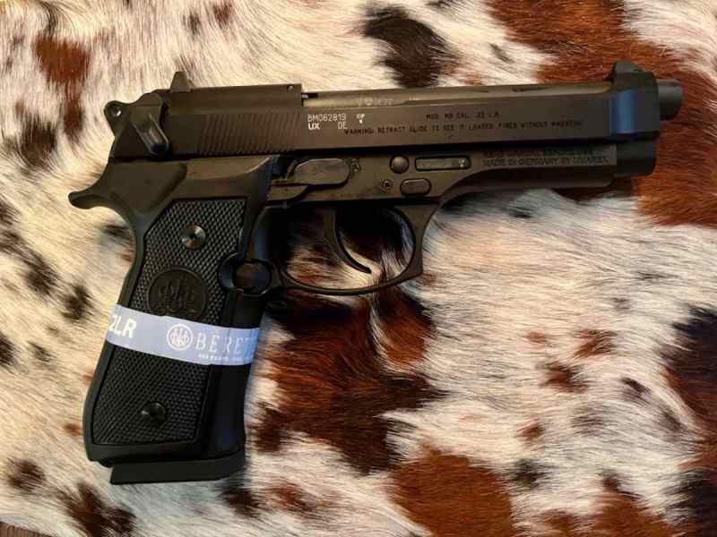 NEW IN BOX - Beretta M9-22 22LR