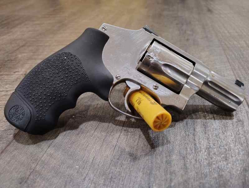 S&W_M640_PRO_C.jpg