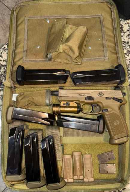 FN Herstal FNX 45 Tactical FDE 8 mags