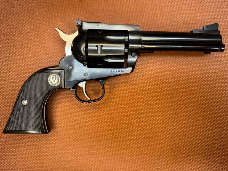 NEW IN BOX - Ruger Blackhawk Convertible 357Mag
