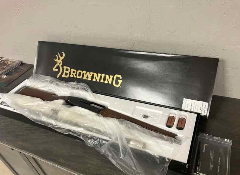 Browning Gold 10ga. 28&quot; Invector UNFIRED NIB! 