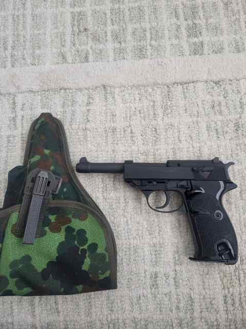 Walther P1