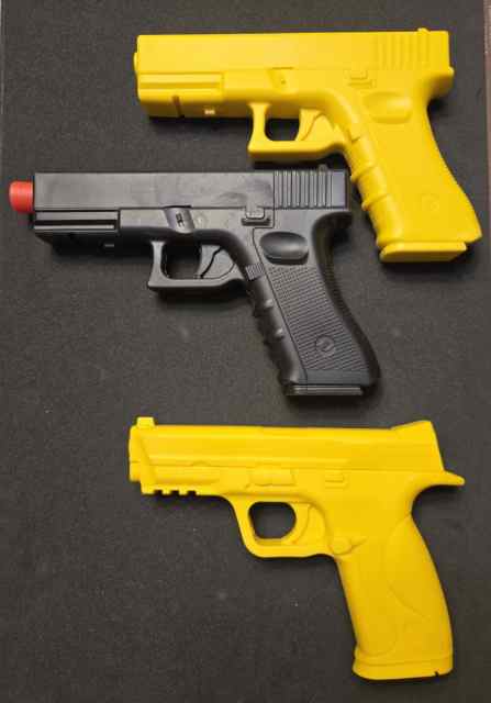 Glock 17 Dummy Guns $15 w/FREE SHIPPING