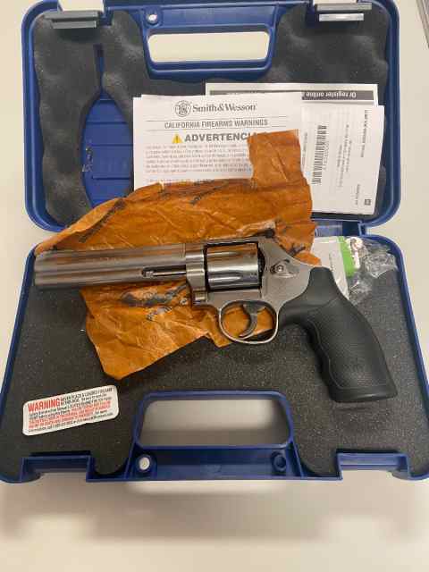 Smith and Wesson 686+