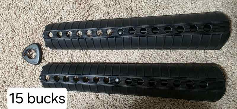 AR15 A2 style rifle handguard